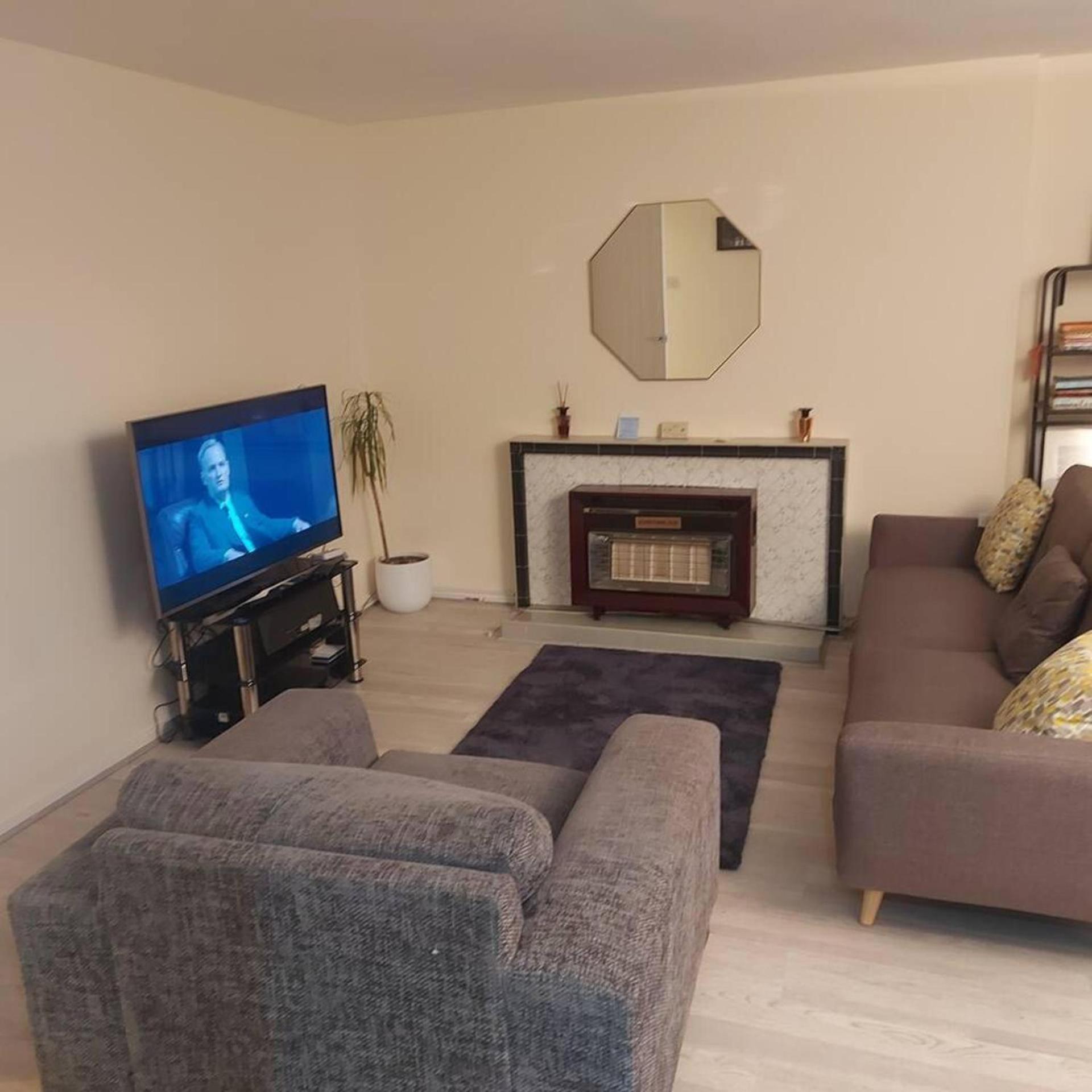Lovely & Beautiful 2 Bed-Apartment In บอร์แรมวูด ภายนอก รูปภาพ