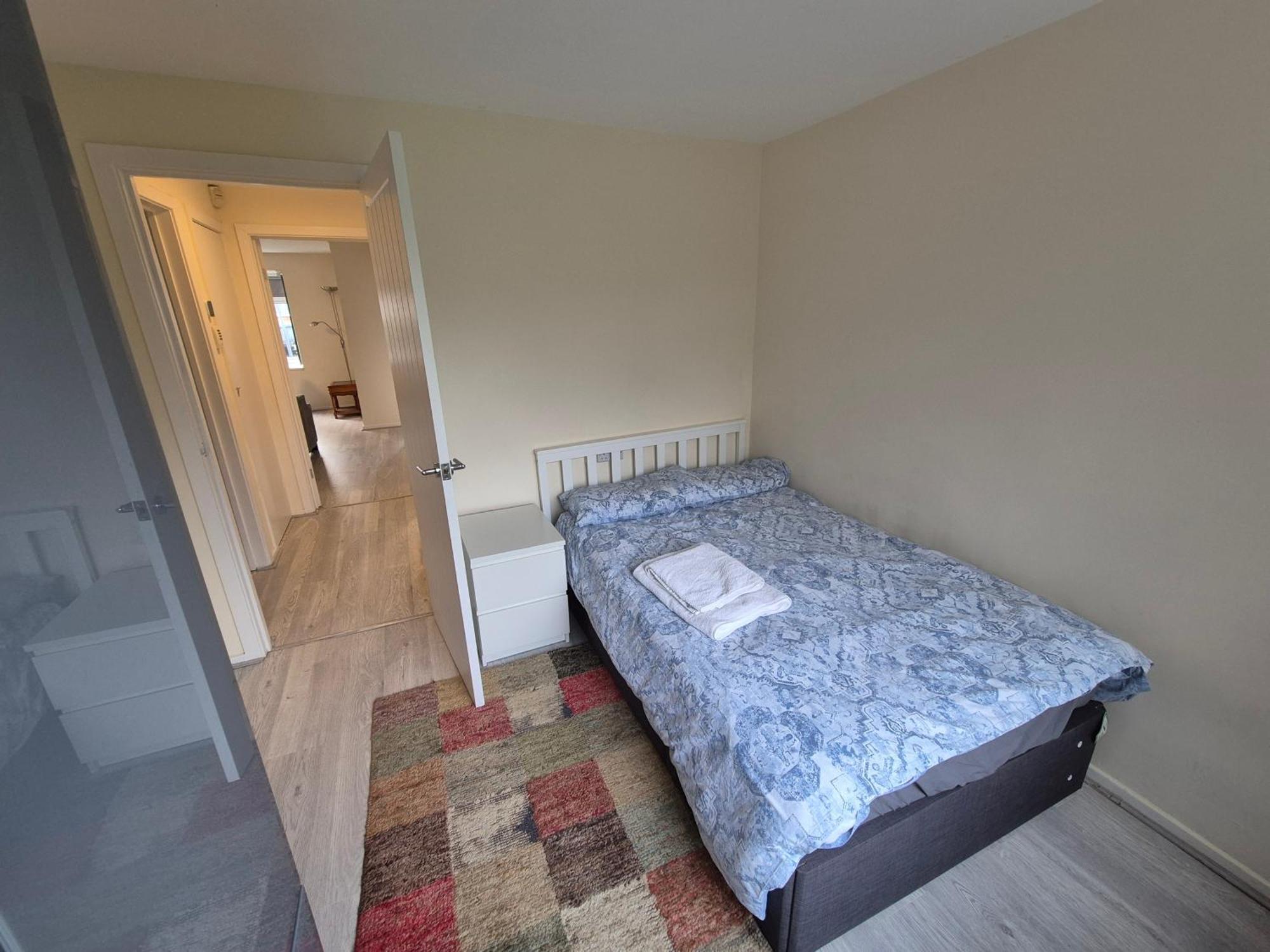 Lovely & Beautiful 2 Bed-Apartment In บอร์แรมวูด ภายนอก รูปภาพ