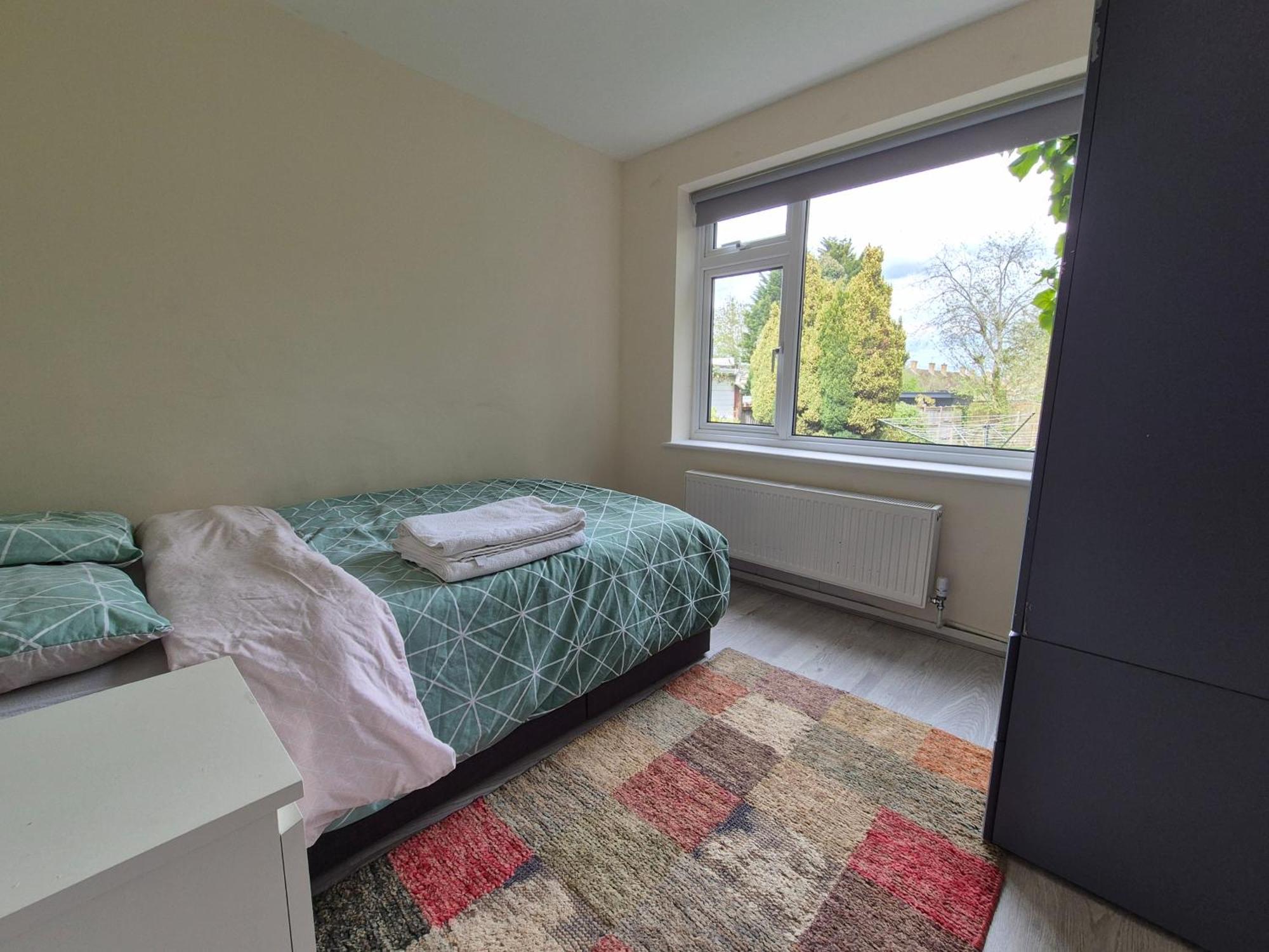 Lovely & Beautiful 2 Bed-Apartment In บอร์แรมวูด ภายนอก รูปภาพ